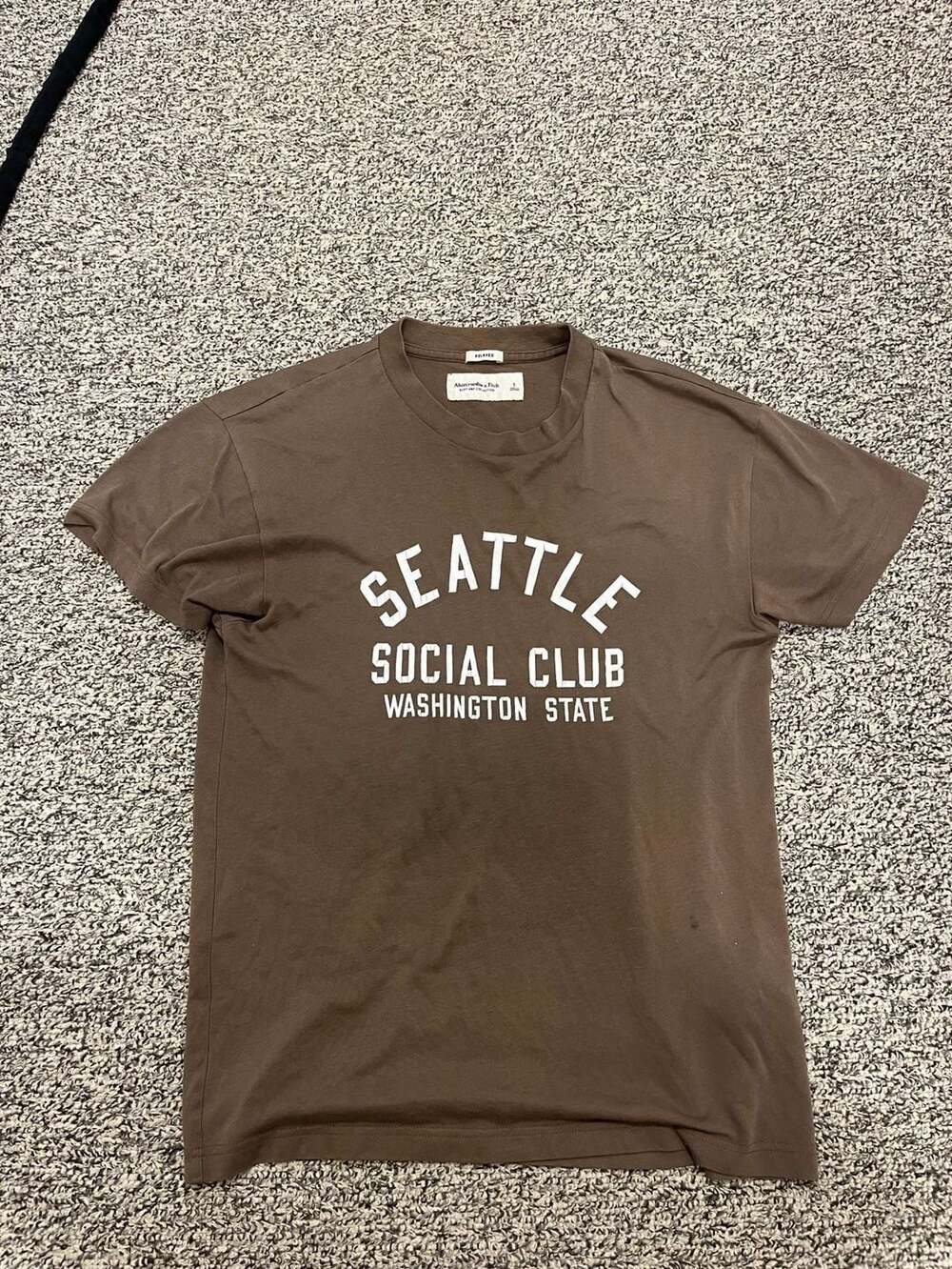 Abercrombie & Fitch Seattle Social Club T-Shirt Size S Brown